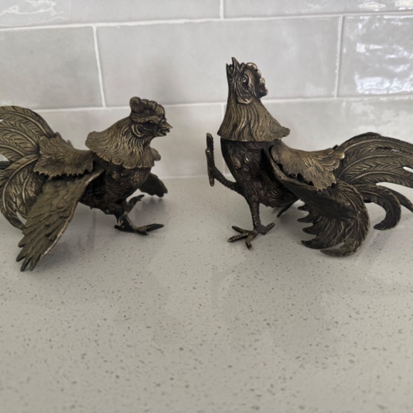 Mid-Century Modern Pair of Brass Fighting Roosters - Picture 7 of 7